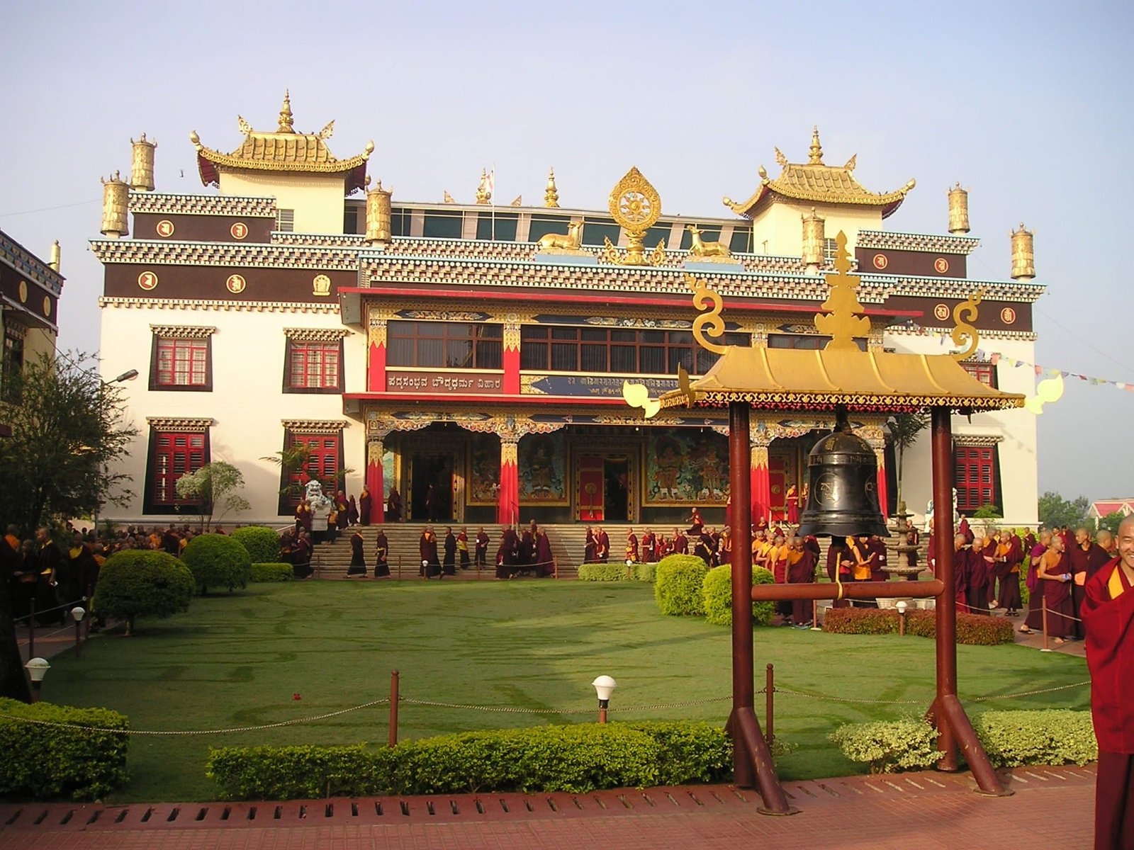 Buddhist monastery around Bir